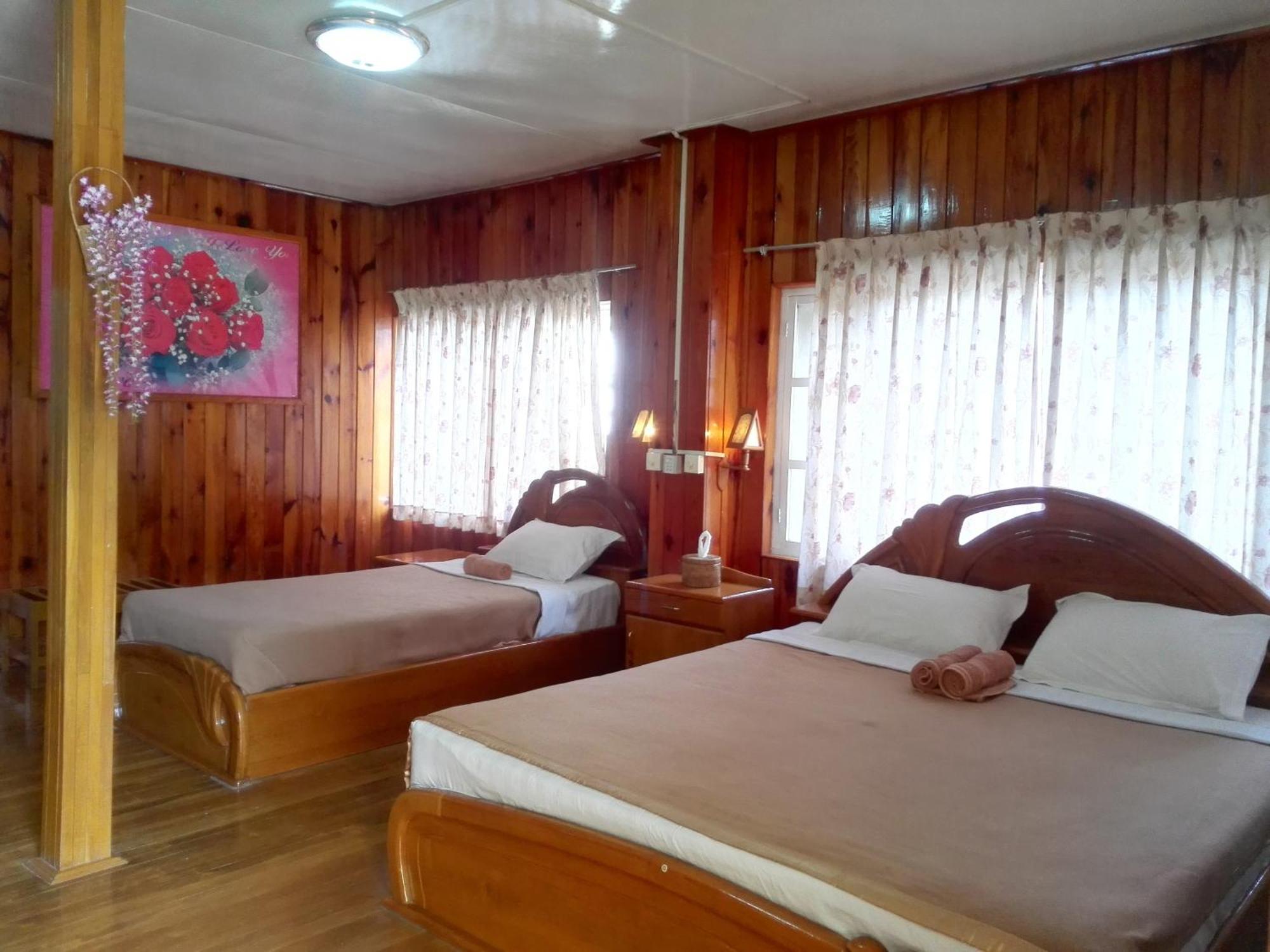 Bright Hotel Няунг Шве Екстериор снимка