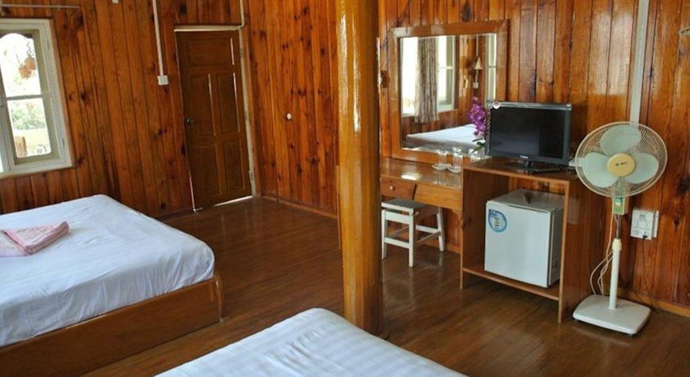 Bright Hotel Няунг Шве Екстериор снимка