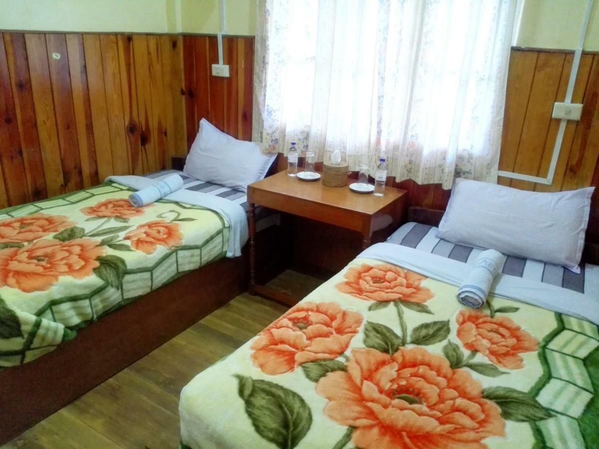 Bright Hotel Няунг Шве Екстериор снимка
